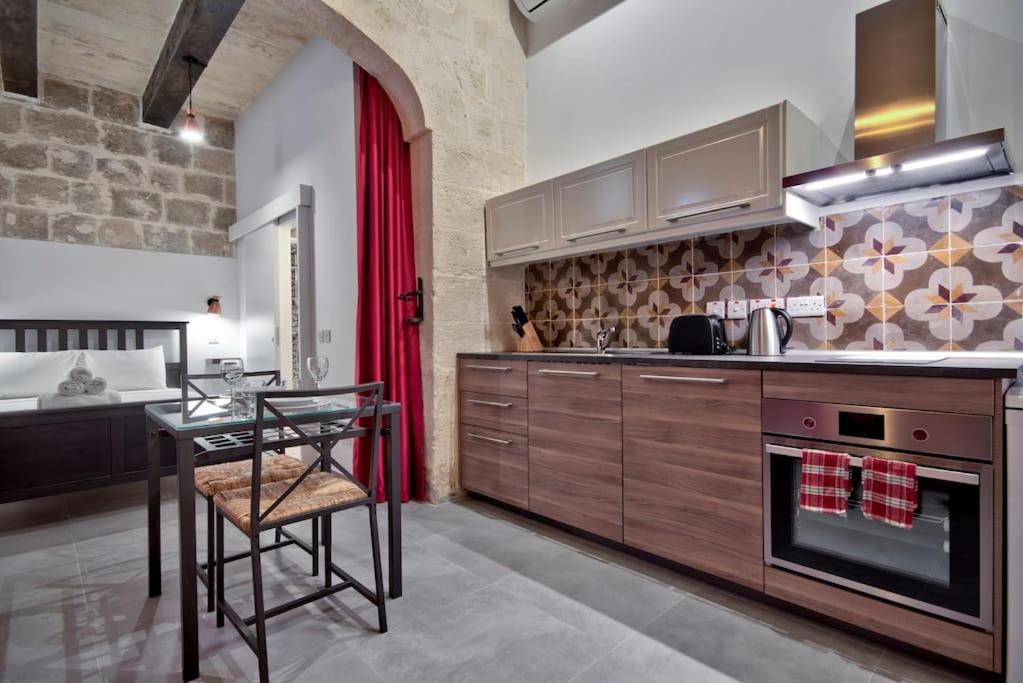 Vallettastay Old Lodge Apartment 2 מראה חיצוני תמונה